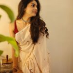 Pooja Sawant Instagram - Magic happenes when you do not give up ♥️ 📸 @shrutisbagwe
