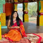 Pooja Sawant Instagram - Seeking blessings 🙏♥️♾️ #कोकण Saree from @paithani___house 🌸 Sindhudurg