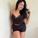 Poonam Bajwa Instagram - Hi 🌝