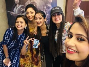 Poonam Mishra Instagram - KATAK…sesha ru arambha special screening with all beautiful Rangalatas of Odisha….

Thank you so much everyone for making this special screening for special 😘😘😘😘