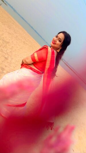 Poonam Mishra Instagram - #premamuruja ❤️