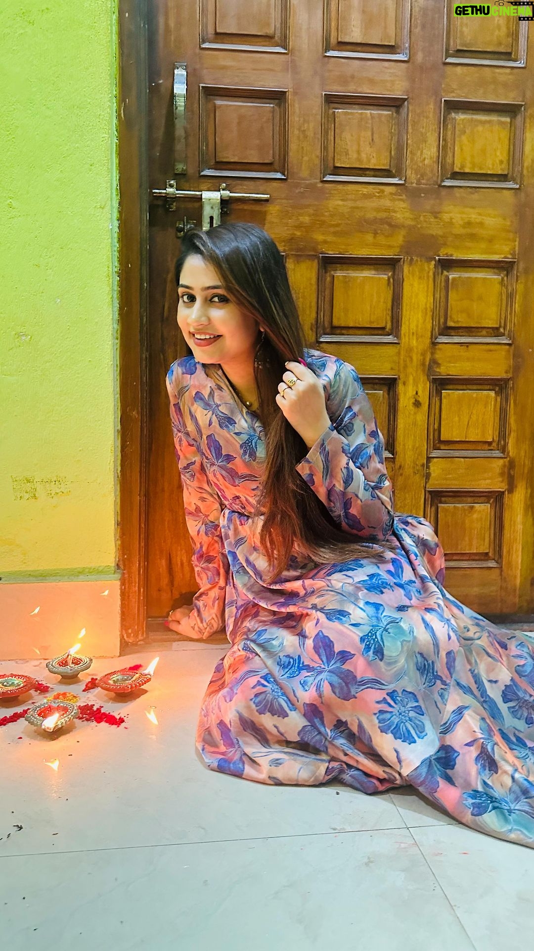 Poonam Mishra Instagram - Happy Diwali🪔🪔🪔