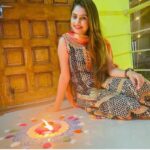 Poonam Mishra Instagram - Happy Diwali 🪔🪔🪔#poonammishraofficial #newphoto #newactorcreation🥀🥀🥀🥀🥀🥀 #newpost #poonammishra #happydiwali