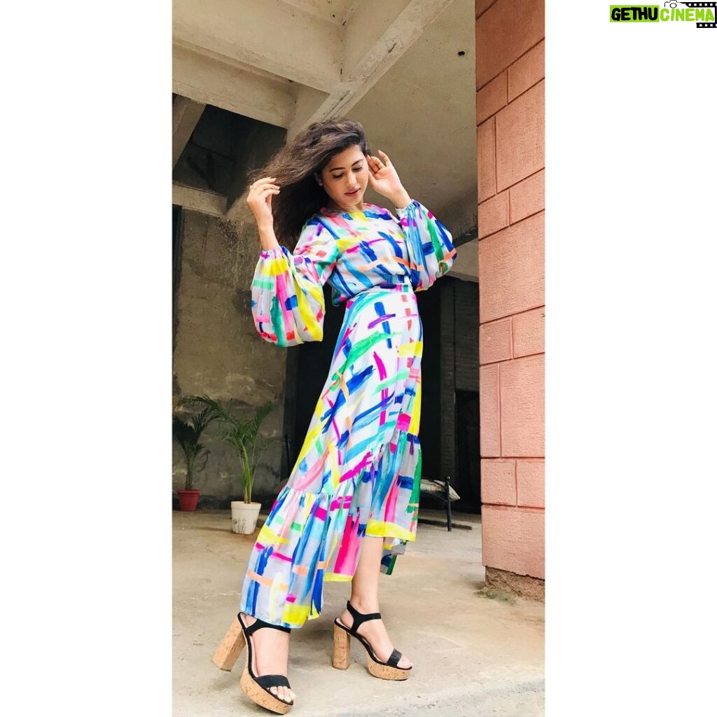 Poonam Rajput Instagram - I prefer living in colours! 🥰 @meeamifashion 🤩 #rainbow #colorful #longdress #hair #makeup #shoots #clothing #mystyle #ootdfashion
