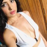 Poonam Rajput Instagram –