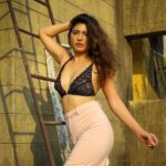 Poonam Rajput Instagram - Turn your wounds into wisdom.✌️ Photography @ibphotography27 #instadaily #instadaily #instagood #🤩