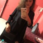 Poonam Rajput Instagram - Shooting for next! 🎶🤨😉 On set! #instagood #instadaily #shootmode #setlife #onset🎥🎬 #working #goodday 🙃