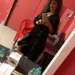 Poonam Rajput Instagram - Shooting for next! 🎶🤨😉 On set! #instagood #instadaily #shootmode #setlife #onset🎥🎬 #working #goodday 🙃