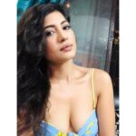 Poonam Rajput Instagram – A lot of people would say ‘sexy’ is about the body. But to me, ‘sexy’ is a woman with confidence. I admire women who have very little fear.
@zara #dresslove #skyblue #hairmakeup #bollywood #india