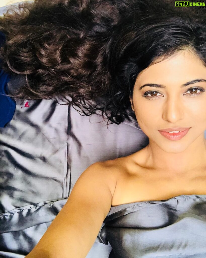 Poonam Rajput Instagram - When I look into your eyes, I feel euphoria, but when you kiss my neck, I taste the paradise. #staysexy #shooting #festivalfilm #greylove #sensualseduction #scenegirl #hair #makeup 😊 #bollywood #india ❤️🤩