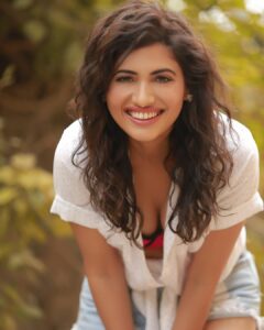 Poonam Rajput Instagram - Because of your smile, you make life more beautiful.