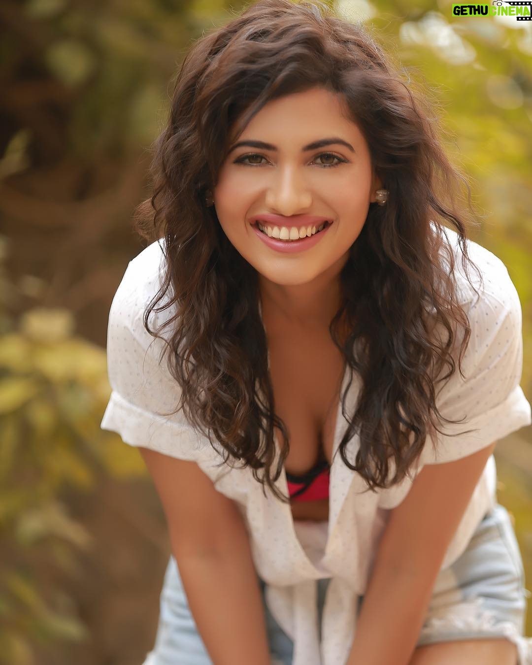 Poonam Rajput Instagram - Because of your smile, you make life more beautiful.