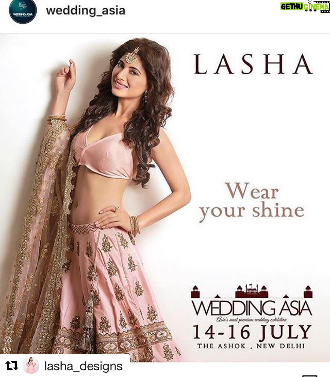 Poonam Rajput Instagram - Look what I have found 😊🤗 #lashadesigns #lasha #weddingdresses #bollywood #india