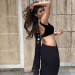 Poonam Rajput Instagram - Grace in women has more effective then beauty! 🖤