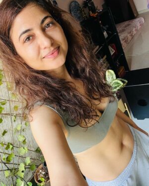 Poonam Rajput Instagram - Your scars are a warning to all future monsters, of the hell you have survived before them, every demon you vanquished, and every battle you won.