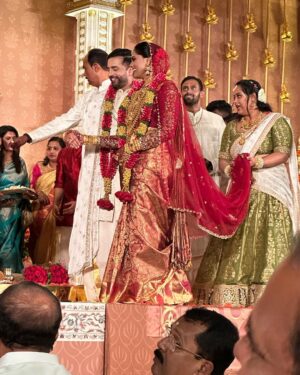 Poornima Bhagyaraj Instagram - At the wedding of @karthika_nair9 and Rohit @radhanair_r  happy and glowing . An occasion to meet our gang of friends.. the couple looked so beautiful ❤️❤️❤️