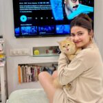 Prachi Deasi Instagram - My weekend binge watch plan is sorted #Dhootha on @primevideoin 🎪🎈🤍🐾 @thisisvikramkumar We are all yours now, have you watched it yet?