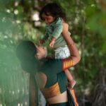 Pranika Dhakshu Instagram – Our beautiful baby girl turns 1 today 🤩🥳
 U may be tiny nd small but u have stolen the heart of one and all ❤️ wish u many more happy birthday little one ..I’ll love u forever laddu thangame 😍😘
.
.
Pc : @daviddanield11 

#pranikadhakshu #laddu #babygirl #birthday #ourprincess Coimbatore, Tamil Nadu