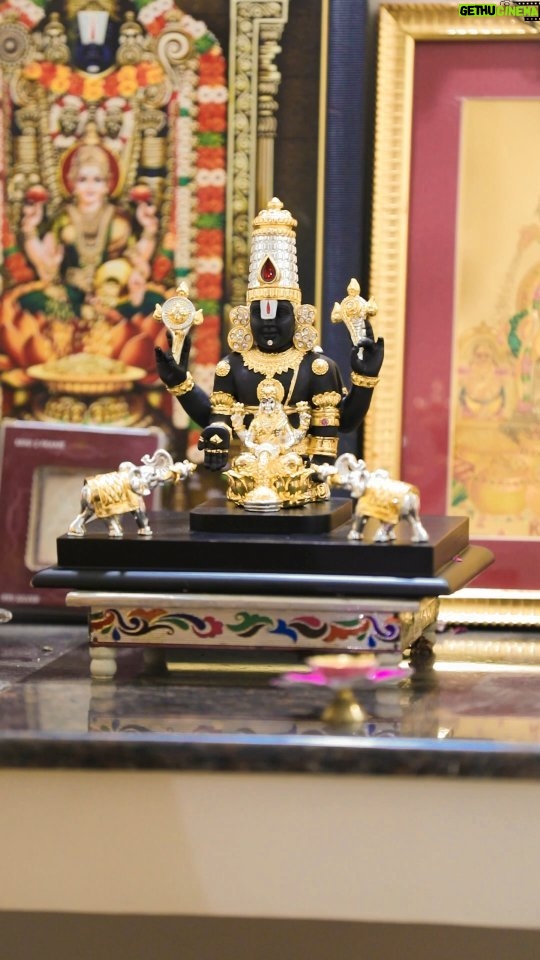 Pranika Dhakshu Instagram - Embrace the Blessings of Onam with Our Majestic Gajalakshmi Venkateshwara Balaji Idol 🌼✨ This Onam, invite the divine presence of Lord Venkateshwara and Goddess Gajalakshmi into your home with our intricately crafted idol. Let the auspicious vibes fill your space and hearts as you celebrate the spirit of unity and prosperity. . . VC: @pranikadhakshu . . . [OnamFestival, OnamCelebrations, SouthIndianFestival, GajalakshmiBlessings, Traditions, DivineBlessings, OnamGajalakshmi, OnamWealthGoddess]