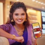 Pranika Dhakshu Instagram - #DigiGold Mobile App ரூபாய் 100 முதல் Digigold App மூலமாக எப்போது வேண்டுமானாலும் எங்கிருந்தும் வேண்டுமானாலும், எத்தனை முறை வேண்டுமானாலும் தங்கத்தை சேமிக்கலாம். 11 மாத சேமிப்பின் முடிவில் அதிகபட்சமாக 5% கூடுதல் பலன்களுடன் தங்கமாகவோ அல்லது தங்க நாணயங்களாகவோ தங்கமயிலின் எந்தவொரு கிளையிலும் பெற்றுக் கொள்ளலாம்...! மேலும் விபரங்களுக்கு *Link in @thangamayildigigold bio. #thangamayil #digigold #goldcoin #goldsavings #digitalsavings #digialgoldsavings #savingschemes