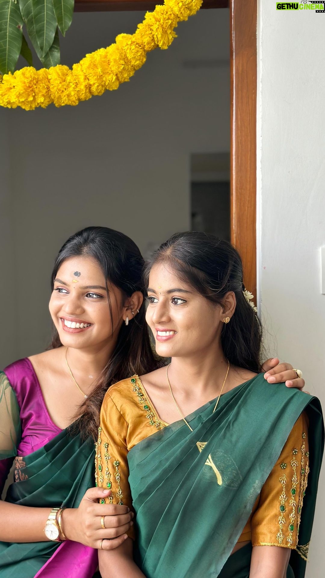 Pranika Dhakshu Instagram - 🤍❤️🔥 Inframe @pranikadhakshu Stylist @myself Saree Pre-Pleating and Draping Services available For Bridal and Non Bridal Offline and online classes available " For details DM #sareedrapingtips #cbesareedrapist #*cbeprepleating #coimbatoresarees #sareeprepleatingservicecoimbatore #sareeprepleating #sareeprepleatingservice #sareeprepleatingandfolding #sareeprepleatingclass #coimbatoresareedrapingclass#boxfoldingsaree #boxfoldingtechniques #prepleatedsaree #prepleatingandboxfolding #reelsindia #instapic #instadaily Coimbatore, Tamil Nadu