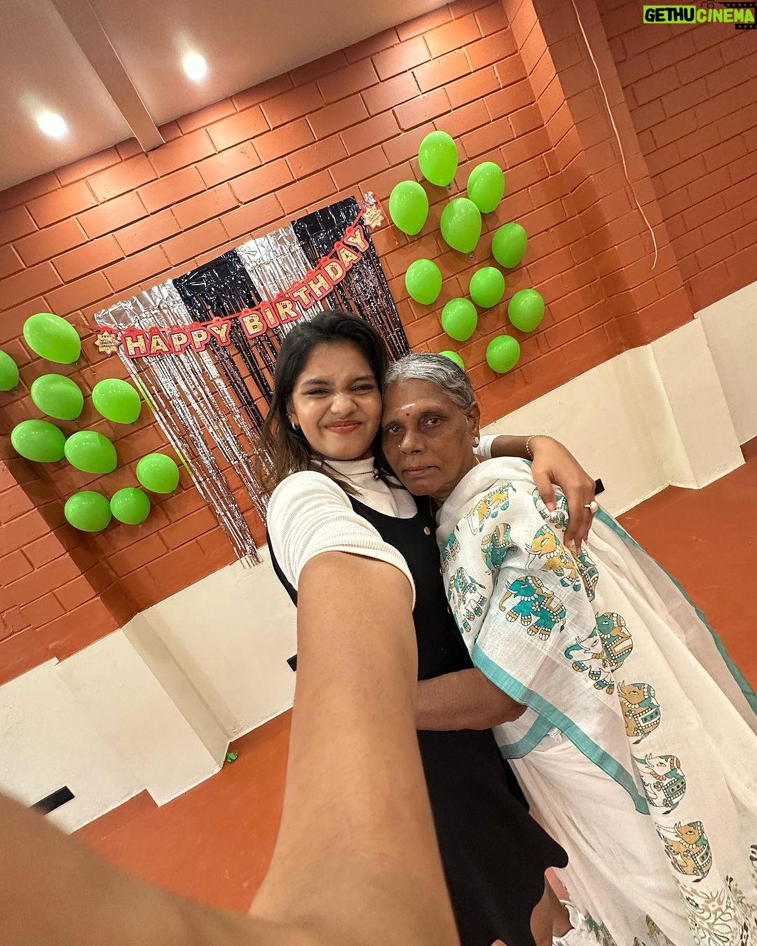 Pranika Dhakshu Instagram - A family is an early heaven 🫂❤️ . . . #momentstobecherished #love #family #beinggrateful Coimbatore, Tamil Nadu