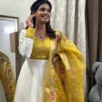 Pranika Dhakshu Instagram - 🌸🤍💛 . . . @weddingstudio_skar thanks for making Onam more spl with this beautiful Anarkali👗 I really loved the quality of the material nd the way u designed the dress in a perfect fitting ❤️🫂 more importantly they are customising according to your sizes and colours so place your orders asap to receive it on time … Dm or WhatsApp 9080063891 for queries nd to place order 😉 . . Hair stylist @fjmakeover31 (my constant hairstylist for lifetime 😂) thank you so much for everything you do -you’re a truly talented stylist all d best da 🫂 . . #zara #pranikadhakshu #kerala #onam #outfits #loveyourself #mallu #instagram