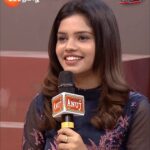 Pranika Dhakshu Instagram - நா கொஞ்சம் Straightforward..! 🤣🤣 தமிழா தமிழா | Every Sunday at 12 PM. #TamizhaTamizha #Avudaiappan #Pranika #ZeeTamil