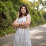 Pranika Dhakshu Instagram – Nee indri moodumey
En vaanam
Neethaane en kaadhaley Ennaalum..!!!🤍🍃

💃 @styleunion.in 
📍 @yercaud_sherva_stellar_resort 
.
.
#pranikadhakshu #zara #nature #yercaud #yercauddiaries❤️ #urugurugi #siddukumar #rioraj @rio.raj @siddhukumar