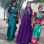 Pranika Dhakshu Instagram - For the very first time sharing a reel with my sisters ❤️ at Meenakshi ponnunga set. Last min choreographed by @pranikadhakshu #meenakshiponnunga #soundaryareddy_official #pranikadhakshu #kavyabellu #zeetamil #zee5 #actress #trendingreels #trendingvideos Ars Garden
