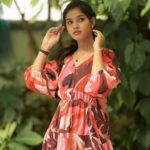 Pranika Dhakshu Instagram – Adi pennae .. adi kannae
Naan vilundhaaal unpadham servenae..!!!! 🍃✨

Camera : @camerasenthil 
Shoot organiser : @rrajeshananda 
Makeup : @anjusartistry 
.
.
.
#pranikadhakshu #shootday #westernstyle #fashionmodel