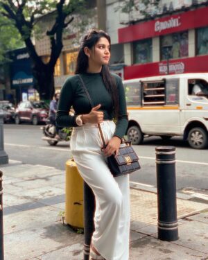 Pranika Dhakshu Instagram - Pora pokula ❤️📸

Outfit @myzudio 

#pranikadhakshu #zara #streetphotography #tnagar #chennai  #style