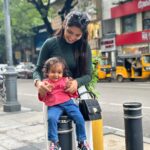 Pranika Dhakshu Instagram – My Laddu ..!!! 🍃✨

#laddu #child #memories #mamaponnu #throwbackpic #annapoorani #kuttyma