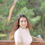 Pranitaa Pandit Instagram - Now this one is close to my heart because of hair fall issues I ve faced 🤪… #postpartum #hairfall Get the hair-flipping goodness of onion with Mamaearth Onion Shampoo . As it doesn’t only fight hair fall to give you stronger hair but also gives up to 8 times more detangling action along with 4 times more conditioning effect. #JadeinStrongBanaye #Mamaearth #MamaearthOnionShampoo #GoodnessInside #OnionShampoo #hairfall #hairfallcontrol #strongerhair #smoothhair #stronghair #shinyhair #nourishment #stronghair #HairShampoo #OnionShampoo #dryscalp #itchyscalp #softhair #antihairfall #hairgrowth #haircaretips #haircareregimes #haircareroutine