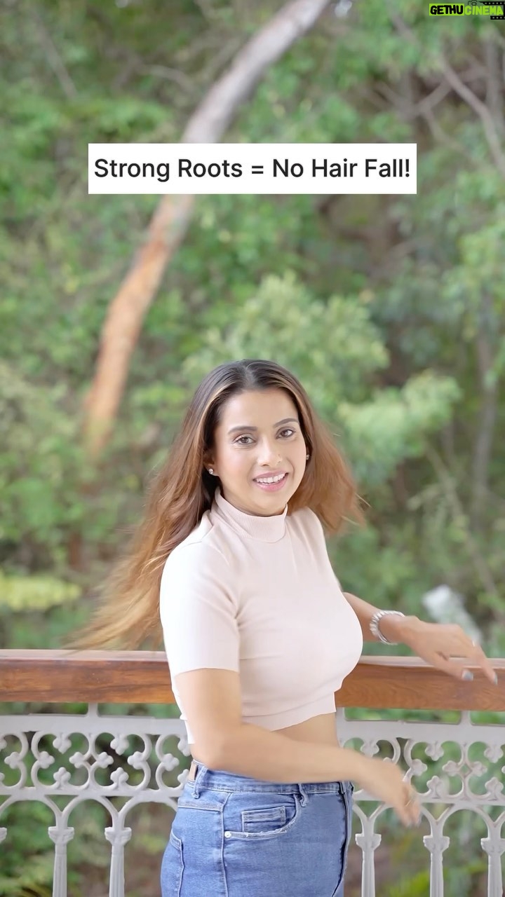 Pranitaa Pandit Instagram - Now this one is close to my heart because of hair fall issues I ve faced 🤪… #postpartum #hairfall Get the hair-flipping goodness of onion with Mamaearth Onion Shampoo . As it doesn’t only fight hair fall to give you stronger hair but also gives up to 8 times more detangling action along with 4 times more conditioning effect. #JadeinStrongBanaye #Mamaearth #MamaearthOnionShampoo #GoodnessInside #OnionShampoo #hairfall #hairfallcontrol #strongerhair #smoothhair #stronghair #shinyhair #nourishment #stronghair #HairShampoo #OnionShampoo #dryscalp #itchyscalp #softhair #antihairfall #hairgrowth #haircaretips #haircareregimes #haircareroutine