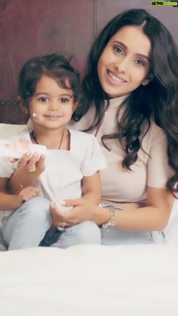 Pranitaa Pandit - 32.6K Likes - #AD | I have been using the Johnson’s baby cottontouch range for a while now for @anysshapanditt , and I just love the experience! It is especially designed for newborn’s sensitive skin and has truly provided a lot of comfort and care to my little one. Made with natural cotton, it is ultra-light and perfectly pH balanced to my little one’s delicate skin and leaves it feeling very soft. Give your precious baby the love they deserve with this incredible range that embraces their delicate skin, leaving them feeling pampered.
Mommies, go get yours today! 😊
#Softesttouch