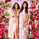 Pranitaa Pandit Instagram - Met you 15years back .. little did I know that I’ve found forever walla ❤️.. i m glad was able to pull of this lil surprise for you I love u .. #Sj #family #friend #mygotoperson #foreverlove #truefriends #always and #forever #appriciationpost thankyou @the.creative.window for this lovely decore @thebakeroommumbai for the best cake ever @yash_bhatwal_photography for capturing not only this but priceless moments #sakshitanwar