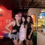 Pranitaa Pandit Instagram - Cheers to 15years of hard work, camaraderie, and unforgettable moments! 🥳🎉 @maliniagarwal . . . . #15YearsOfMissMalini @missmalini @maliniagarwal @thebarindia @donjuliotequila @myglamm @manishmalhotrabeauty @manishmalhotra05 @bigbangsocl @theribbonroomunfurled @sunnyisara #MissMaliniTurns15 #MM15 #DonJulioIndia #PorAmor #DrinkResponsibly #MissMaliniTurns15xMMB #MissMaliniEvents