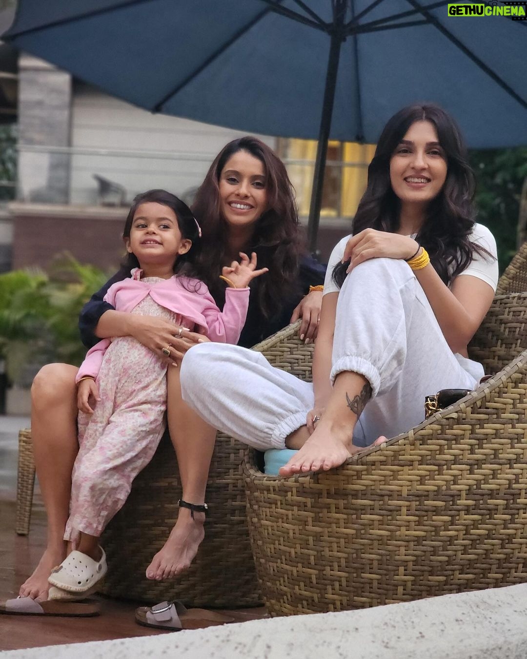 Pranitaa Pandit - 21.8K Likes - Escaping reality with our favorite people! A 'stay-cation' full of joy, games, and cherished moments. Who needs to travel when the best moments happen right here? 🏡❤️ #StaycationBliss
@arovawoods.zincjourney @zincjourney.bythefern
Ps - the food out here is fabulous
#yummyinmytummy
Loved it - @shinydoshi15 @anysshapanditt @pandit.shivi @lavesh_k