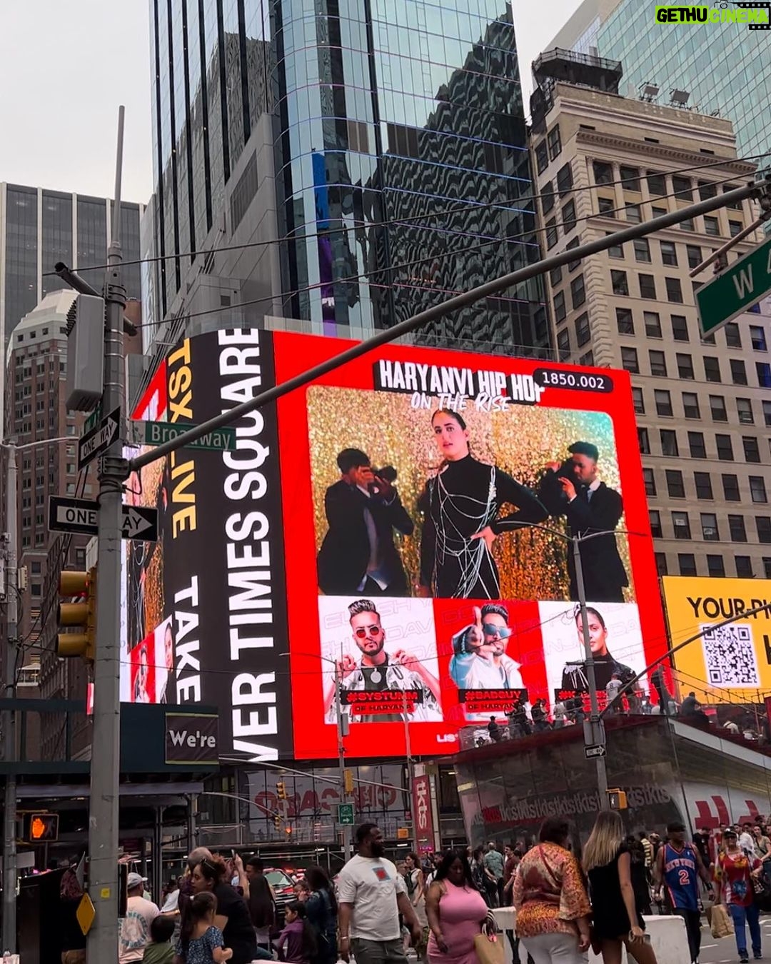 Pranjal Dahiya - 318.1K Likes - Good morning everyone! Sharing our Times Square NYC city takeover!👯♀️
This is to celebrate you all who have been creating and supporting Haryanvi HipHop scene since day 1. Haryanvi HipHop is on the rise quite literally, artists are setting milestones, creators are supporting it and taking it to new audiences.
We ourselves have set a record since *Kaleshi Chori* became the first ever haryanvi song to cross 50M streams on Spotify.🔥🧿
.
@dgimmortal @officialraga @harjasharjaayi @virtual_af @darkhorse @deepesh.dg @corrupt_tuber @elvish_yadav @vyrlharyanvi
.
.
#pranjaldahiya #newyorkcity