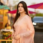 Pranjal Dahiya Instagram - All beautiful things are around you🤍 . . #gulabiqueen #pranjaldahiya