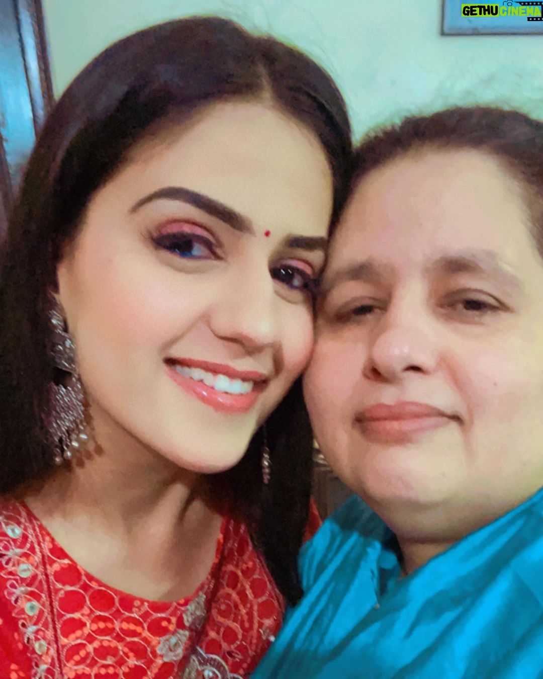 Pranjal Dahiya - 265.9K Likes - Two years have passed and yet I can’t get over the pain of losing you. wherever you are you will always be in my heart and your presence is always missed.🥺♥️ miss you mommy