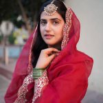 Pranjal Dahiya Instagram – Mohabbat Ho Rahi hai beshumar Ho rahi hai..
Magar ye nahi k Pehli baar ho rahi hai.. Hui hai Kai Baar par Par Afsos Is Qadar Nahi .. jis kadar Ho rahi hai Tumse Aakhiri baar ho rahi hai..❤️ 
.
.
.
#pranjaldahiya #gulabiqueen