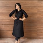 Pranjal Dahiya Instagram – आदत बुरी सै मनै मुँह पे बात कहने की  कइयों की हूँ favourite मैं कइयों की rebel सी❤️‍🔥

Dil ki baat ✍️ Perfect lyrics @heermusic ❤️