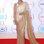Preeti Jhangiani Instagram - Sari style @bhumikagrover Jewellery @mahesh_notandass