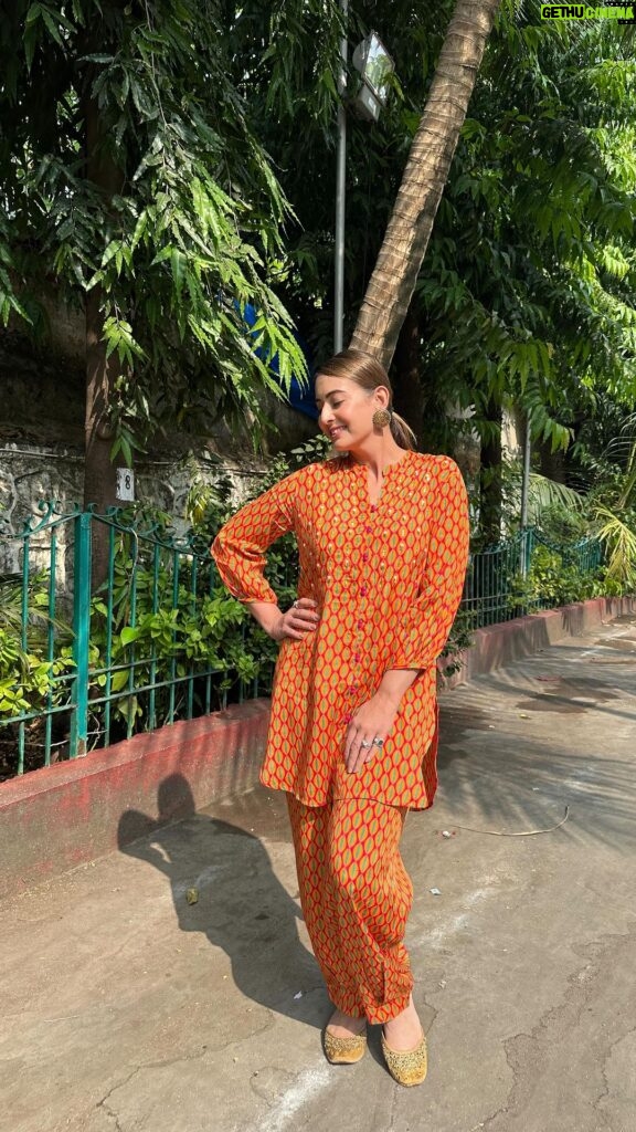 Preeti Jhangiani Instagram - Don’t wait for the right time … Create it. Thank you @tara_c_tara for this orange number! Styled by @yourstylistforever Pr: @maverick.communication01 Earrings : @swaravofficial