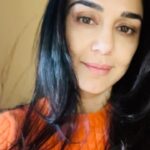 Preity Zinta Instagram - Happy Thanksgiving to all of you who celebrate today ❤️ Sitting with family today made me realise , It’s not happy people who are thankful, it’s Thankful people who are Happy and I have so much to be grateful for. A wonderful family, two great countries 🇮🇳🇺🇸as my home where I have flourished & the most wonderful friends & fans out there. Here’s to simple living, high thinking & always being grateful for every opportunity & adversity so I’m always the best version of myself today, tomorrow & always 🙏❤️🙏 #Happythanksgiving #Gratitude #Family #Ting