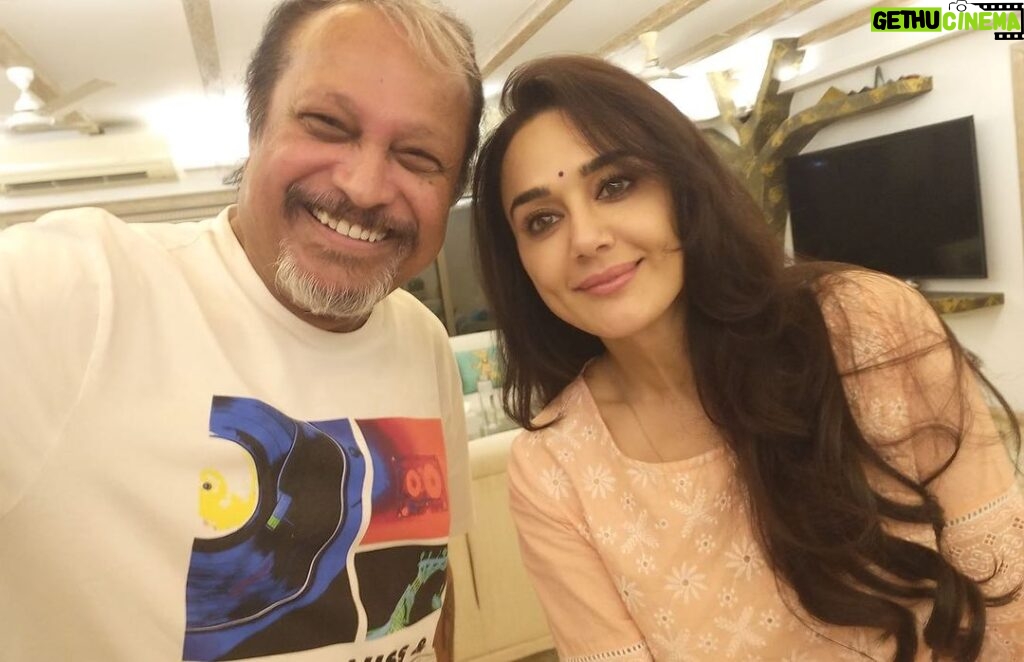 Preity Zinta Instagram - What a fun way to celebrate the 25th Anniversary Of #PremanteIdera Thank you Jayanth for such a fun evening & another big thank you to you & Venky for showing me a whole new world 🙏 @venkateshdaggubati @jayanthparanji @ramana.gogula #Ting