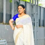 Premi Viswanath Instagram - Grab out your best fit for occasions from @house_of_raga_by_priyanka