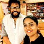 Premi Viswanath Instagram - With @shaji_kailas_ sir ❤️ #director #shajikailas #instagood #instamood #google #premivishwanath @premi_vishwanath